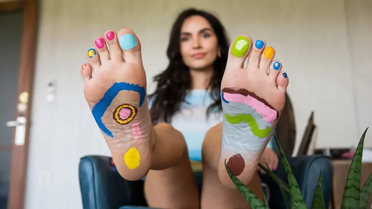 how to sell feet pics
